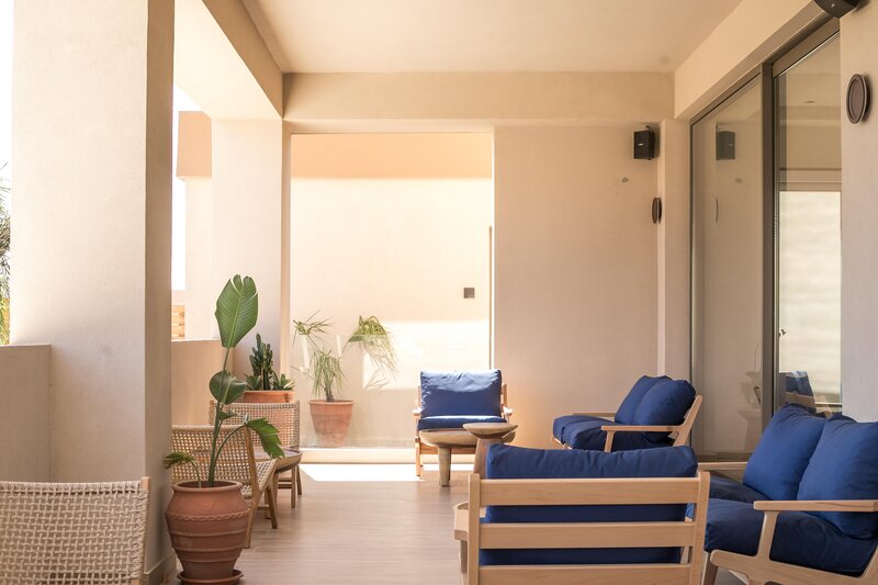 Este Elegant Suites & Villas 8