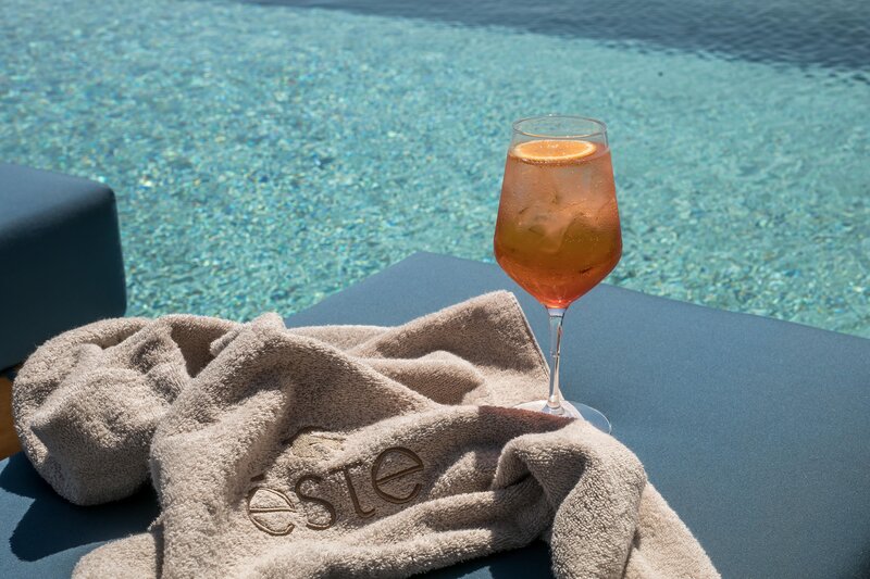Este Elegant Suites & Villas 32