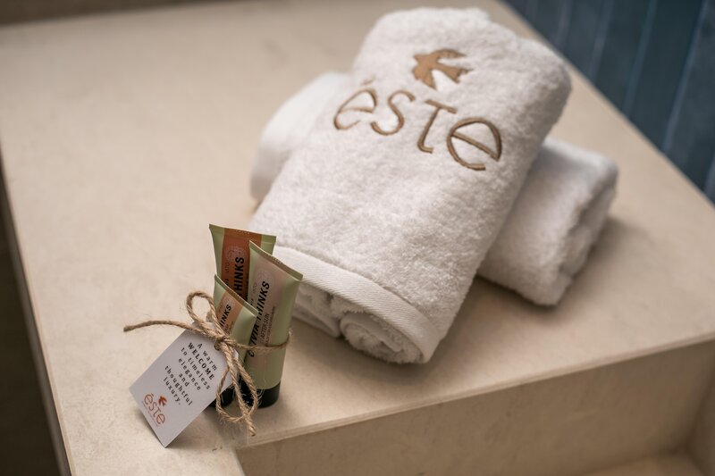 Este Elegant Suites & Villas 67