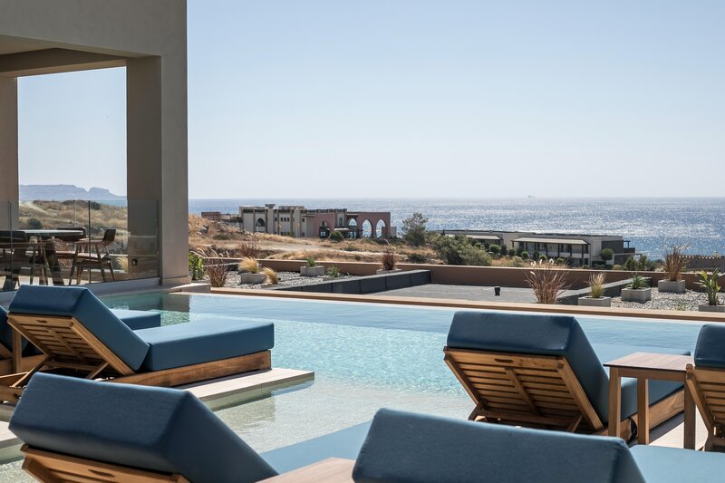 Este Elegant Suites & Villas 4