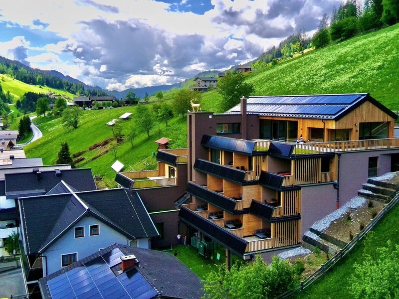 Goldhirsch Superior Aparthotel 1