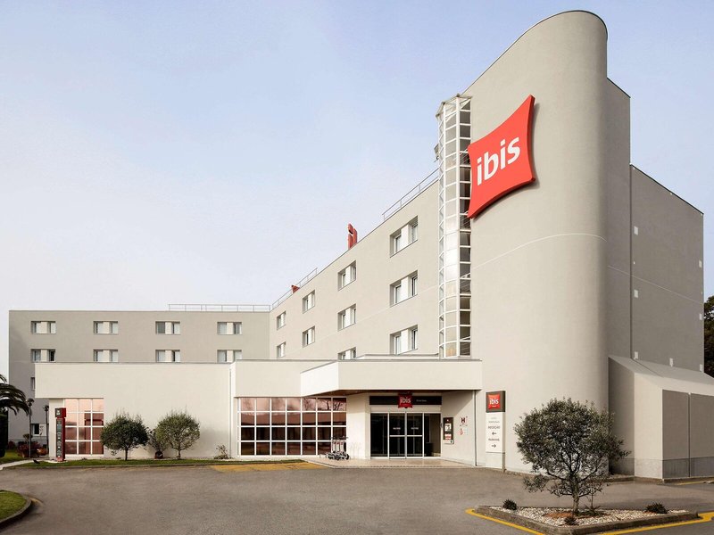 ibis Porto Gaia