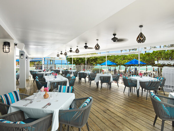 Coconut Court Beach Hotel 2