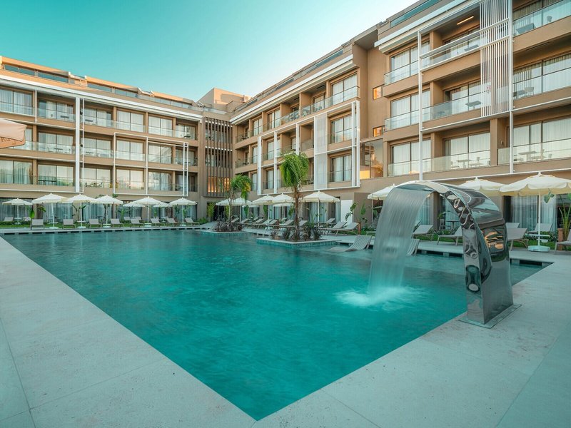 Prive Suite Side & Spa Hotel 5