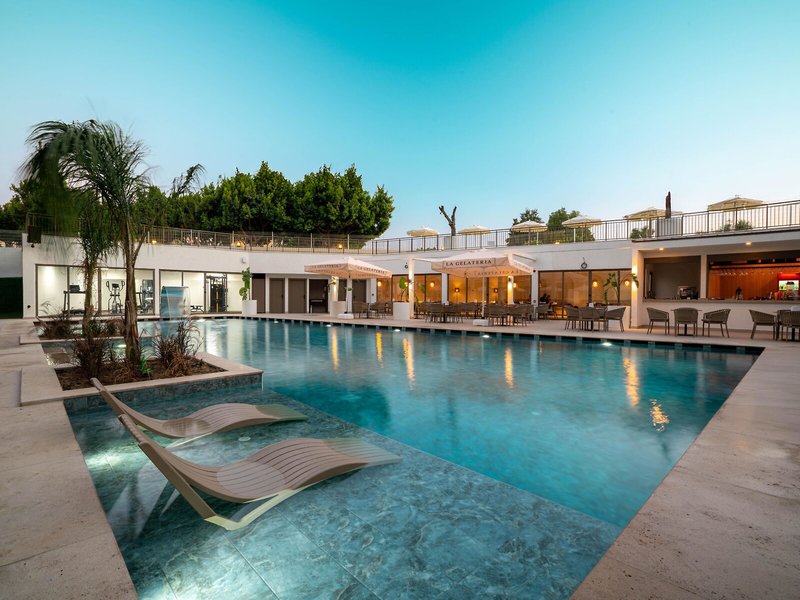 Prive Suite Side & Spa Hotel 10