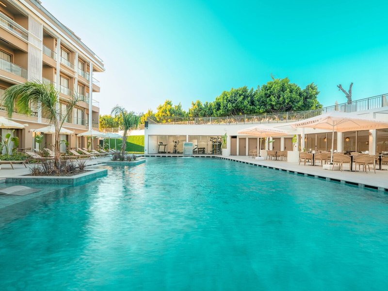 Prive Suite Side & Spa Hotel 13