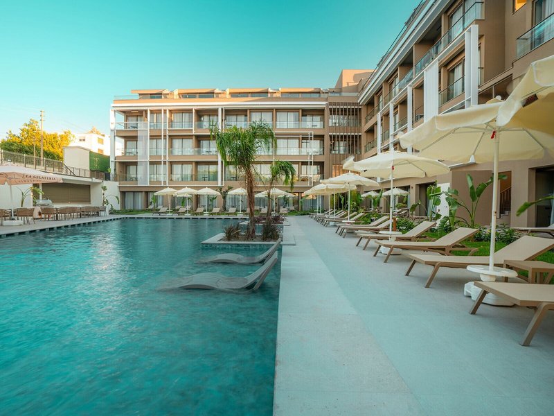 Prive Suite Side & Spa Hotel 14