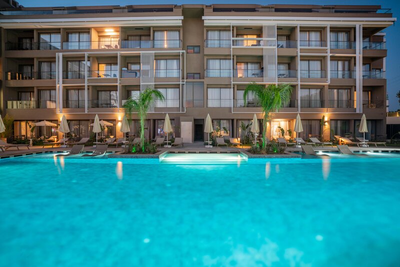 Prive Suite Side & Spa Hotel 3