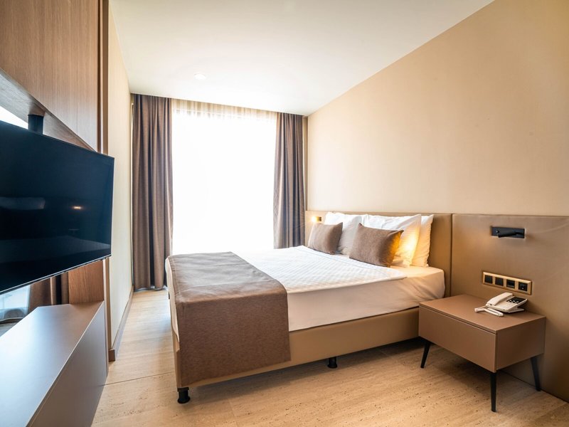 Prive Suite Side & Spa Hotel 20