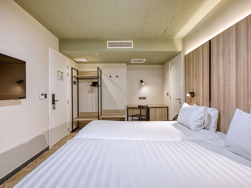 VITA Hotel & Rooftop 5