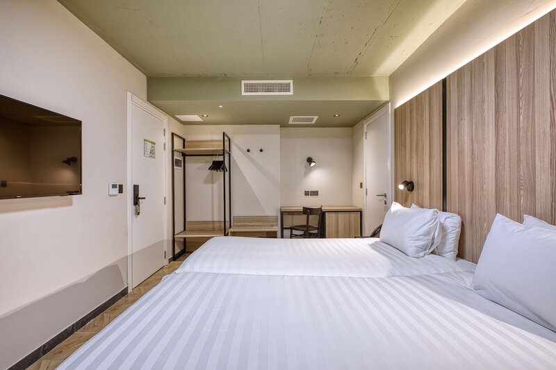 VITA Hotel & Rooftop 19