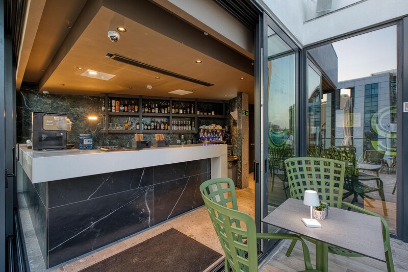 VITA Hotel & Rooftop 26