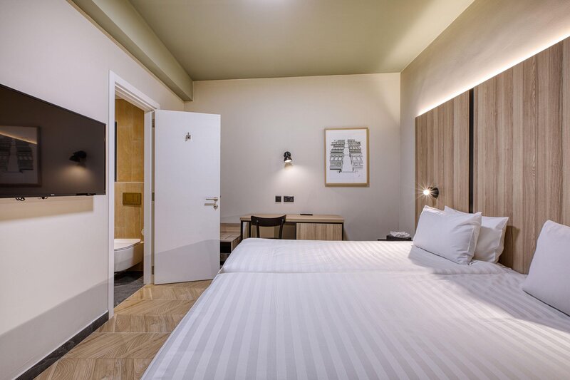 VITA Hotel & Rooftop 38