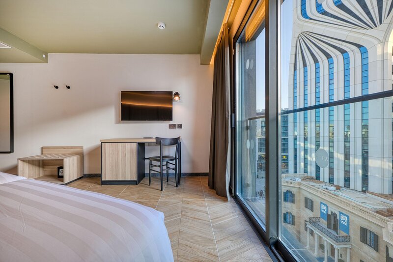 VITA Hotel & Rooftop 39