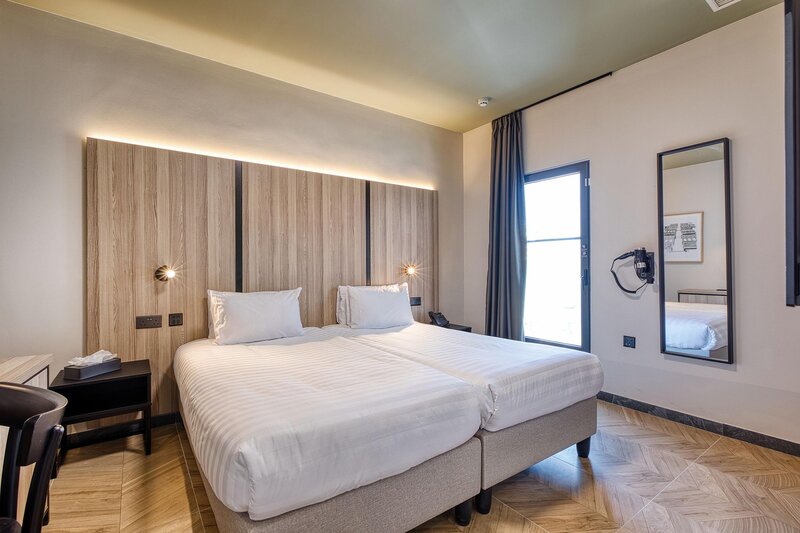VITA Hotel & Rooftop 49