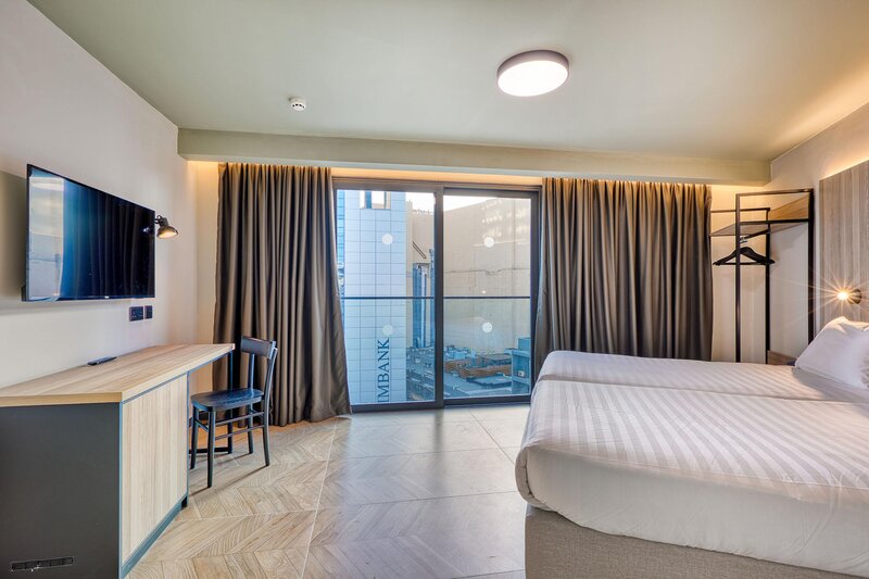 VITA Hotel & Rooftop 52
