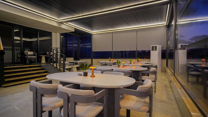 Side Blue Serenity Hotel 13