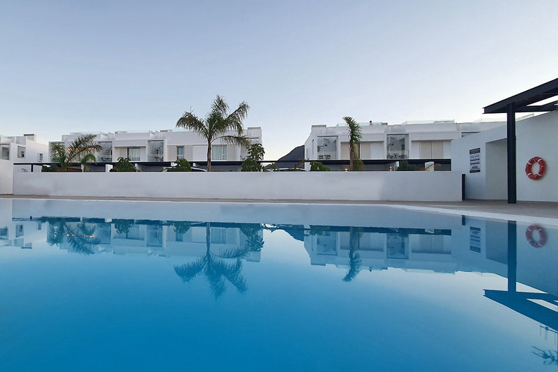 Serena Holiday Homes by LIVVO 8