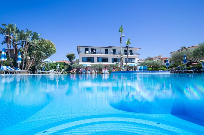 Hotel Residence Il Gattopardo 10