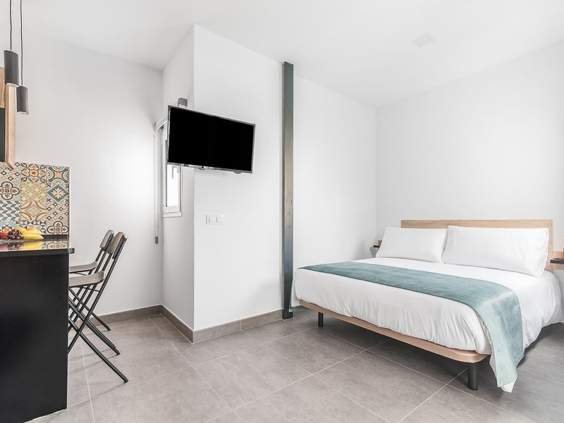 Open Sea Suites 10