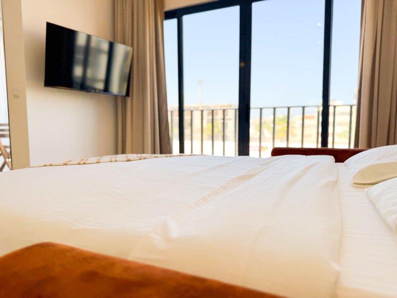 BIA Serviced Apartments & BIA D'Olaf 6