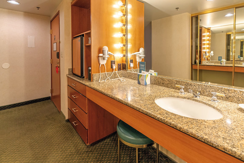 Masquerade Tower at Rio Hotel & Casino 7