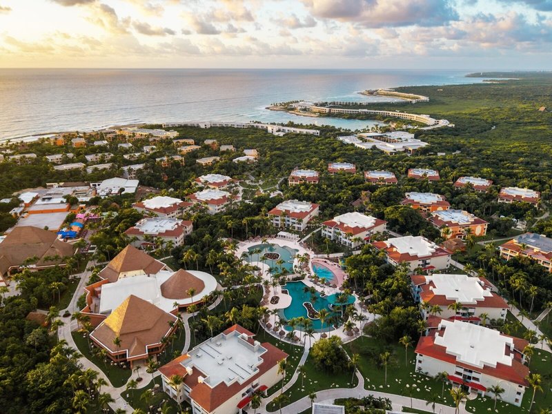 Bahia Principe Grand Tequila 3