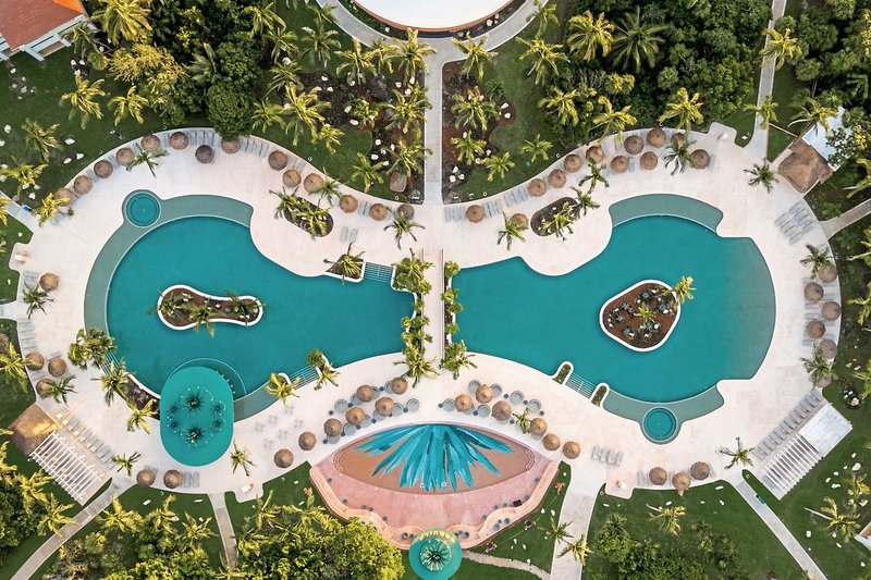 Bahia Principe Grand Tequila 7