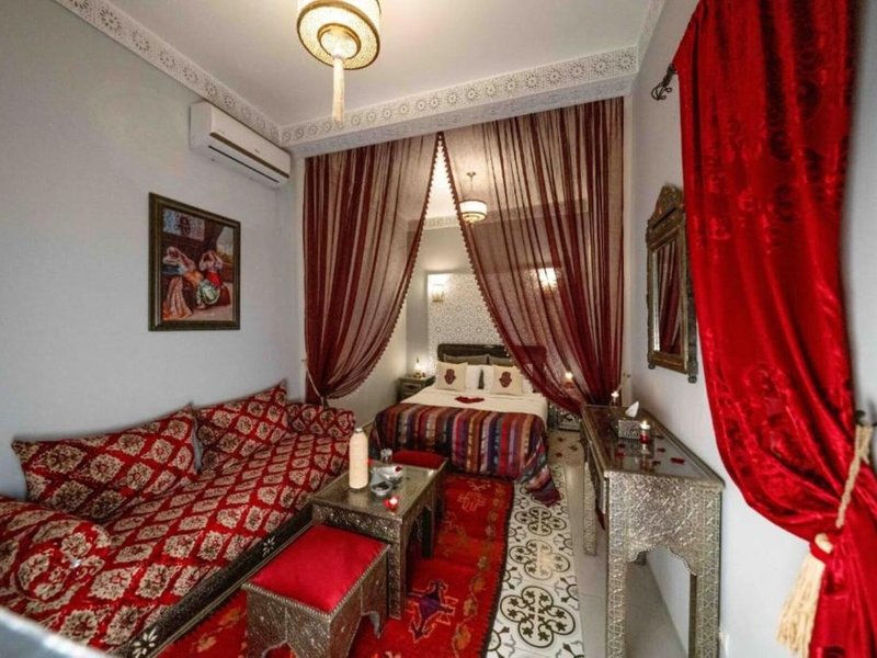 Riad Kiyanjana 7