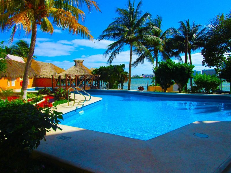 Hotel Faranda Imperial Laguna Cancún 2