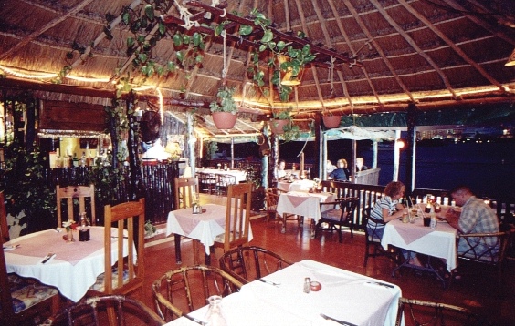 Hotel Faranda Imperial Laguna Cancún 10