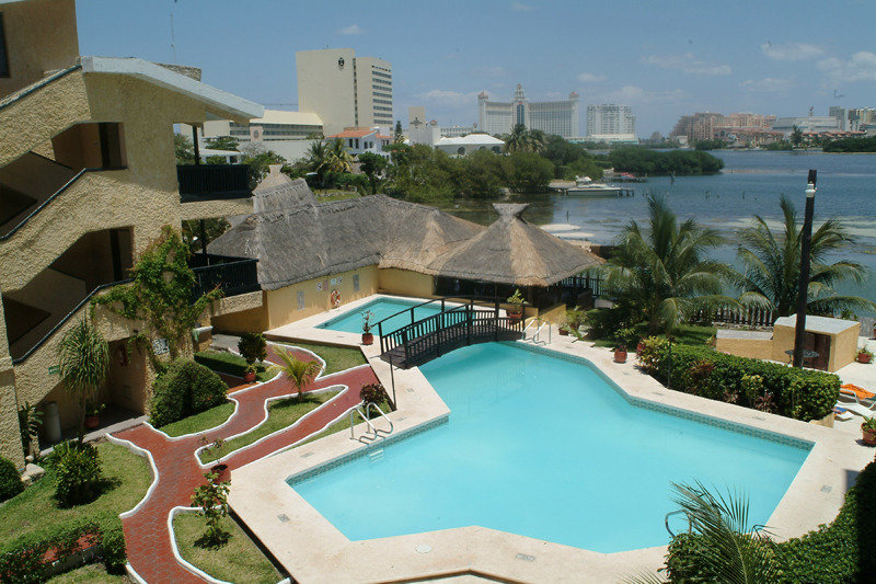 Hotel Faranda Imperial Laguna Cancun 2