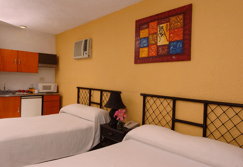 Hotel Faranda Imperial Laguna Cancun 4
