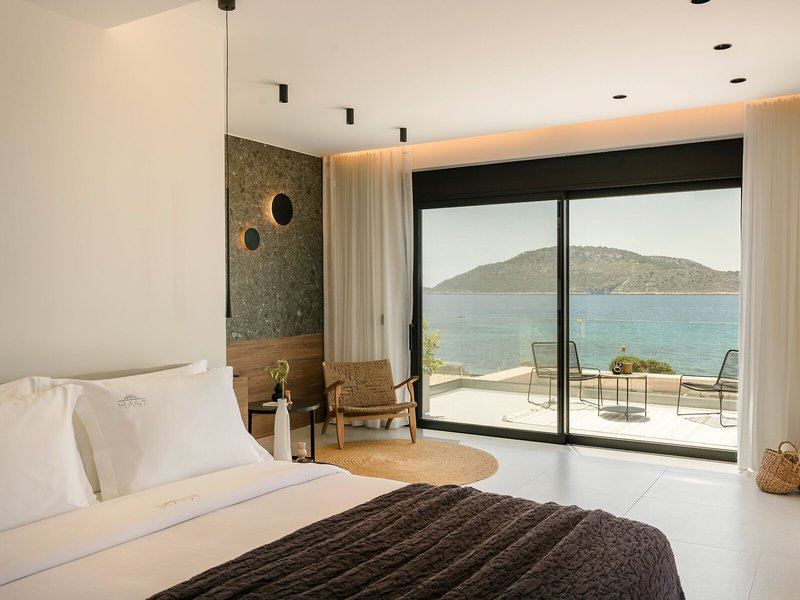 Mast Luxury Residences 4