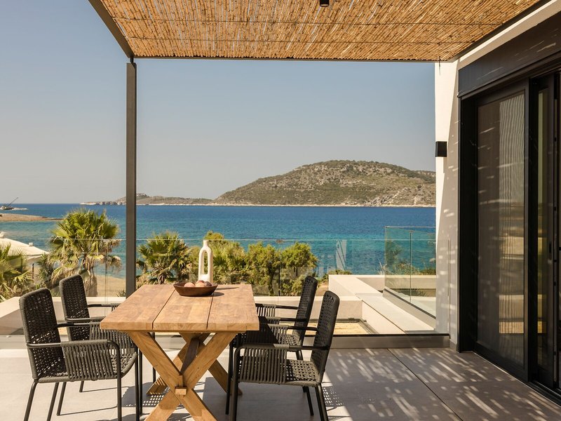 Mast Luxury Residences 23