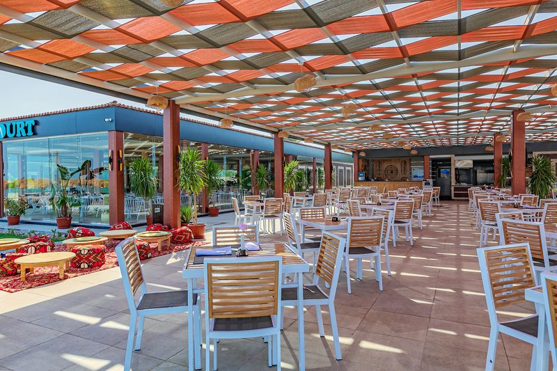 Rewaya Majestic Resort 4