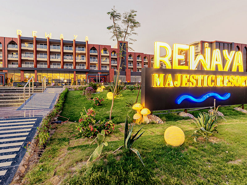 Rewaya Majestic Resort 7