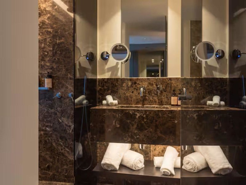 Adia Aluma Athens Curio Collection by Hilton 24