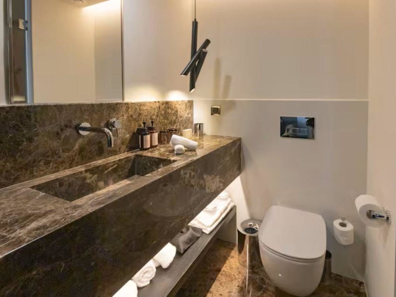 Adia Aluma Athens Curio Collection by Hilton 25