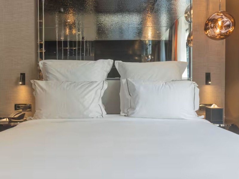 Adia Aluma Athens Curio Collection by Hilton 27