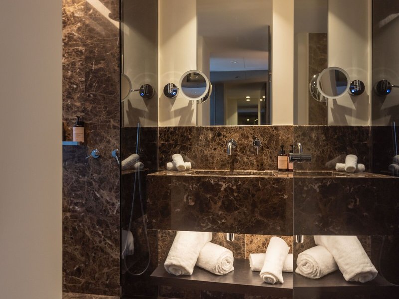 Adia Aluma Athens Curio Collection by Hilton 30