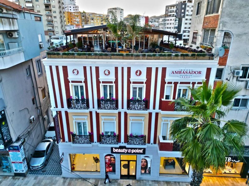 Ambasador Hotel 5