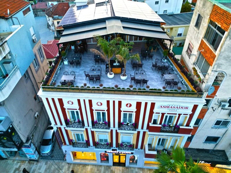 Ambasador Hotel 9