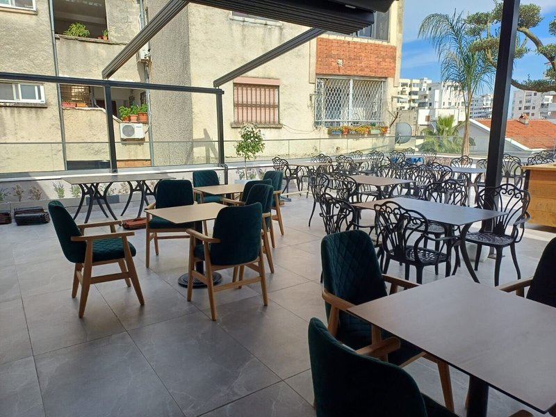 Ambasador Hotel 13
