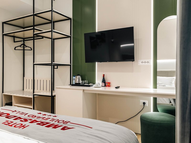 Ambasador Hotel 24