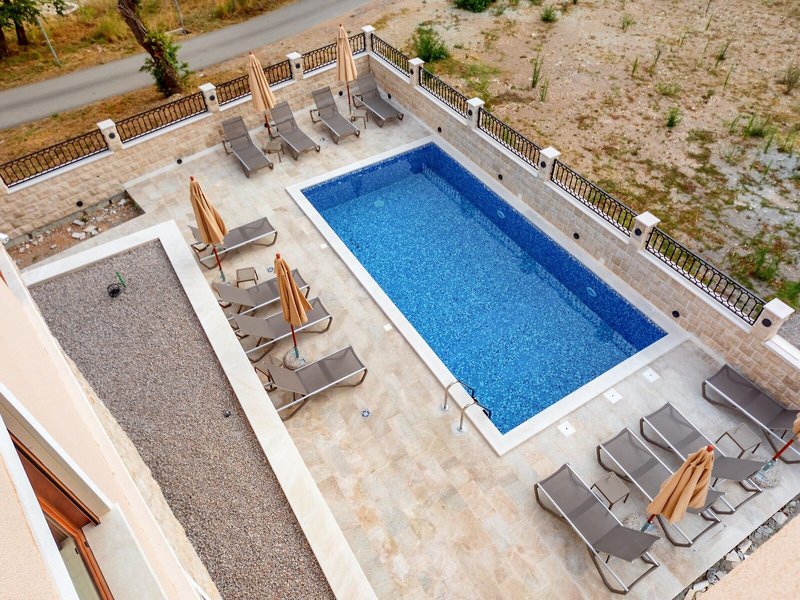Luxury Apartments Queen 7