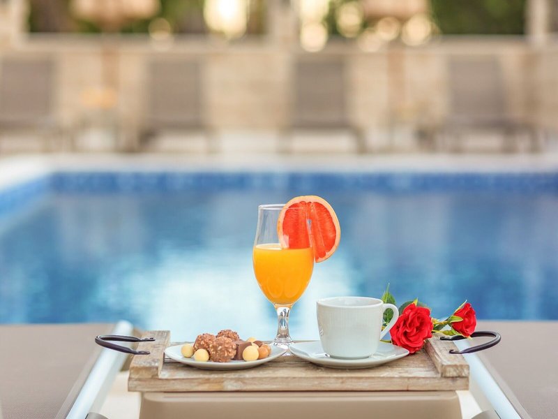 Luxury Apartments Queen 15