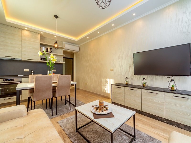 Luxury Apartments Queen 17