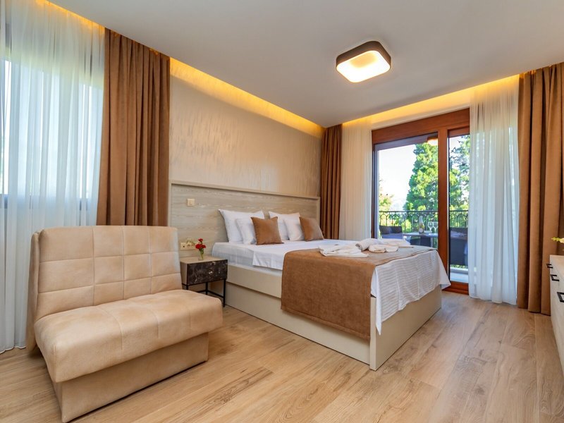 Luxury Apartments Queen 19