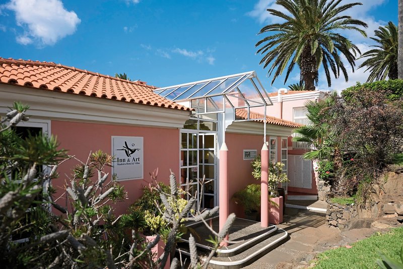Inn & Art Hotel 2